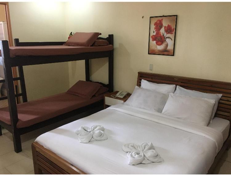 Joyful Island Hostel - Cebu City Zewnętrze zdjęcie
